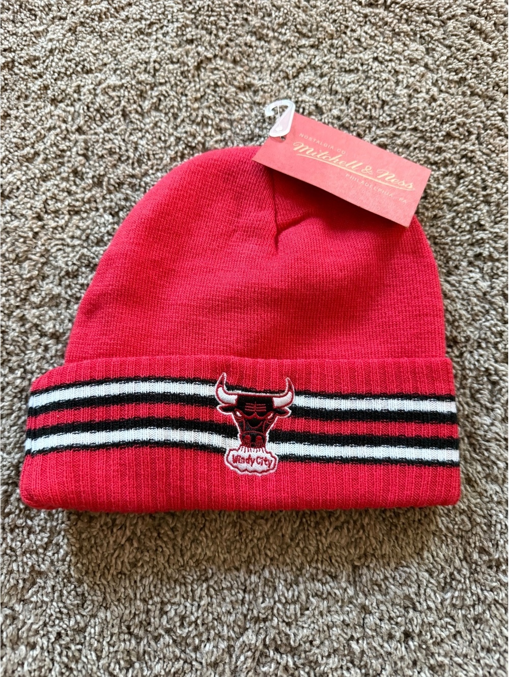 Mitchell & Ness Chicago Bulls Red Knit Beanie Hat